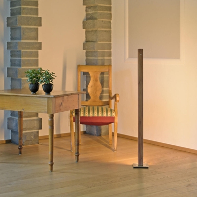 HerzBlut Leonora piantana LED 122,5cm noce