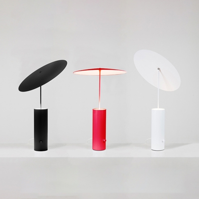 Innermost Parasol lampada LED da tavolo, nero
