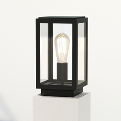 Astro Homefield Pedestal lampioncino a lanterna características