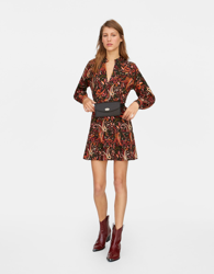 Vestito corto con scollo a V precio