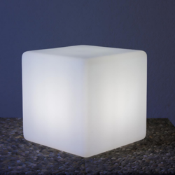 Pregiata lampada cubica Cube, 35 cm en oferta