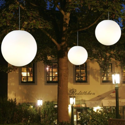 Snowball sospensione bianca 40 cm da esterni características