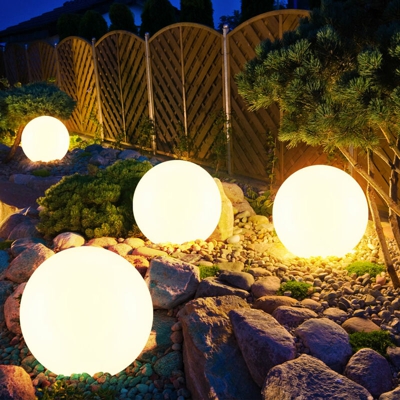 Etc-shop - Un insieme di 4 luce esterna della lampada di illuminazione LED di forma sferica luce solare del giardino