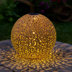 Lampada da esterno a LED solare a sfera plug-in faretto ruggine giardino percorso letto decorazione treccia lampada Globo 33745R características