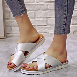QLIGHA Correttore Ortopedico per Alluce valgo Femminile Donna Casual Morbido Alluce Piede correzione Sandalo Scarpe in Pelle PU Piattaforma Comoda Suo precio