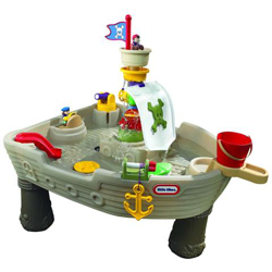 Nave Pirati Ancorata Al Largo en oferta