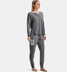 Jogger UA RECOVER™ Sleepwear da donna características