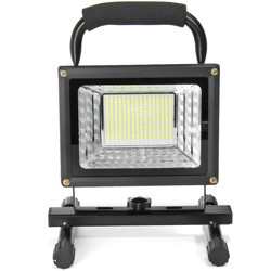 Proiettore a LED Illuminazione da campeggio portatile ricaricabile per campeggio all'aperto 800W 170 LED con telecomando características