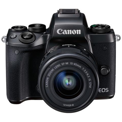 EOS M5 Nero Kit EF-M 15-45mm Sensore CMOS APS-C 24 Mpx Display 3'' Filmati Full HD NFC Wi-Fi