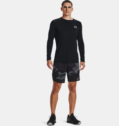 Shorts UA Train Stretch Camo da uomo características