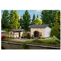 Casa di riscaldamento ferroviario con edifici secondari 11457 H0 - Auhagen características