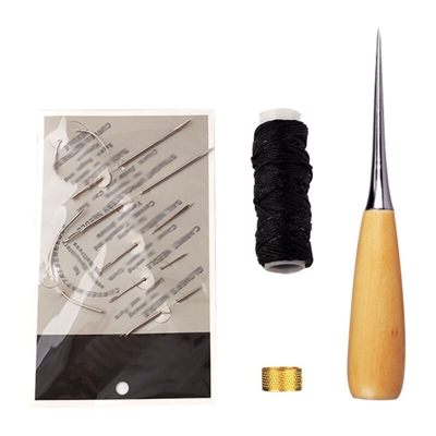 Kit di strumenti artigianali in pelle intagliata d'oro