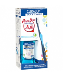CURASEPT DAYCARE COLLUTORIO MENTA FREDDA + SPAZZOLINO DAYCARE MEDIO en oferta