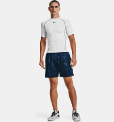 Shorts UA Woven Emboss da uomo en oferta