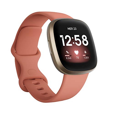 Fitbit Versa 3 - Smartwatch per benessere e forma fisica con GPS integrato, rilevazione continua del battito cardiaco, assistente vocale e durata dell