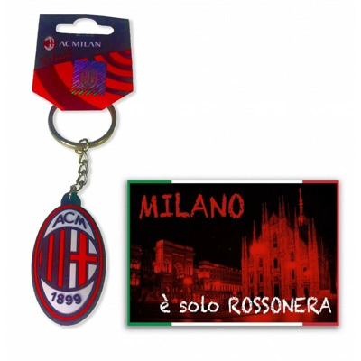Tex Family - PORTACHIAVI IN MORBIDA GOMMA A.C. MILAN e cartolina MILANO È