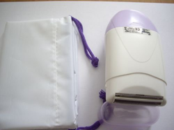 Sirge RIA Depilatore donna da viaggio Ria - Praticissimo depilatore donna a batteria da viaggio. Testina Singola Due lame di precisione UTILIZZABILE A características
