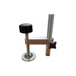 Accessorio/Morsa/Morsetta blocca/fermo pezzo per troncatrice características