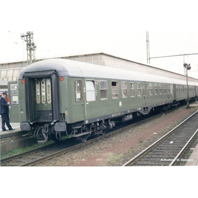 H0 di DB a ingresso centrale 59681 ABym 1./ Classe 2. - Piko H0