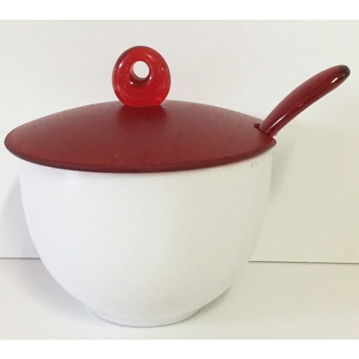 Eurostore07 - FORMAGGIERA IN CERAMICA + COPERCHIO PLASTICA DIAM cm 9 X 11 h CA 86