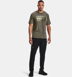 Maglia a manica corta UA Team Issue Wordmark da uomo en oferta