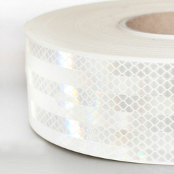 Nastro adesivo omologato retroriflettente ? Diamond Grade 983 per la bordatura dei veicoli (Rosso, Bianco o Giallo) Colore - Bianco, Lunghezza - 10 en oferta