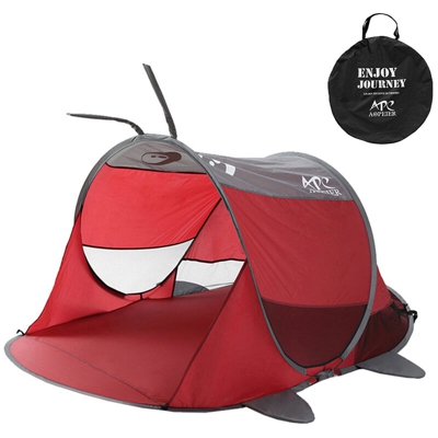 Scarabeo della tenda del gioco dell'interno di campeggio all'aperto