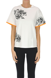 Flower embroidery t-shirt características