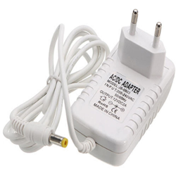 DC 12V 2A Adattatore di alimentazione Coperchio bianco Trasformatore 12V per luci a stringa LED precio