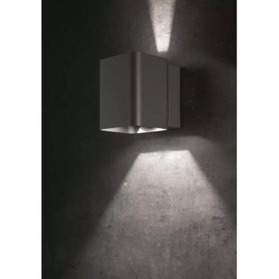 4017-2-57 - parete esterna del LED 2x5W IP54 870lm 3000K - 10.5x11.9x10cm - Lupialicht