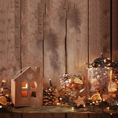 Lotti Importex - Catena luminosa di luci natalizie a 200 led con cassa musicale decorazione per esterno addobbi -Luce Calda