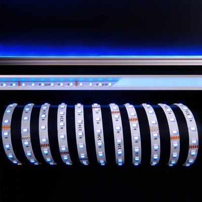 Striscia LED RGBA 5MT 70W 300 LED SMD5050 multicolore luce ambra 1700K 24V RGB