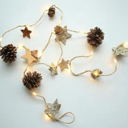 Nuovo Natale stringa di luce LED luci di Natale coni di rame biancospino punte lampada della decorazione di rame stelle campane di Natale 20, en oferta