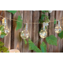 Giocoplast 10 Decorazioni Lampadine Led 6X9Cm 2,7M 14820053 en oferta