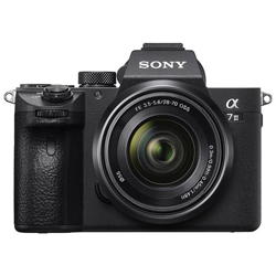 Alpha 7M3 Kit Fotocamera Digitale Mirrorless Full-Frame con Obiettivo Intercambiabile SEL 28-70 mm, Sensore CMOS Exmor Full-Frame da 24.2 MP Retroilluminato, Dual Slot, Nero precio