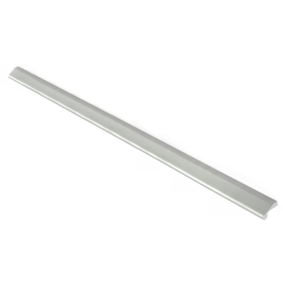 Maniglia in stile contemporaneo, Alluminio, Anodizzato, 448 mm interasse. Marchio REI