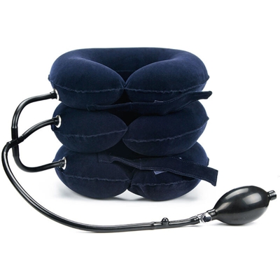 Massaggiatore cervicale blu, cuscino gonfiabile per il collo e cuscinetto per la trazione del collo