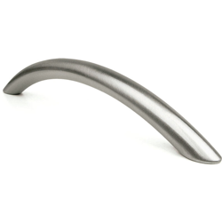 Maniglia stile contemporaneo, Acciaio, Inox Satinato, 128 mm interasse. Marchio REI características