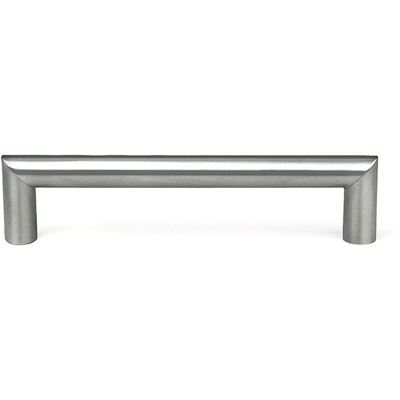 Maniglia in stile contemporaneo, Acciaio, Inox Satinato, 224 mm interasse. Marchio REI