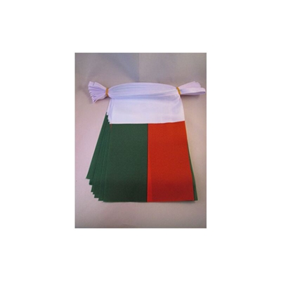 Ghirlanda 12 Metri 20 Bandiere Madagascar 45x30cm - Bandiera MALGASCIA 30 x 45 cm - Festone BANDIERINE - Az Flag