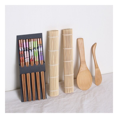 Set di strumenti di sushi Grinder da cucina, muffa del riso alghe, tenda di bambù cucchiaio di riso, bacchette di bambù, cucchiaio di riso