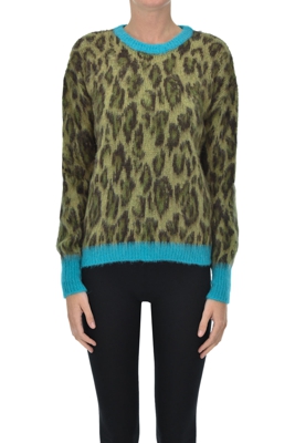 Animal print pullover