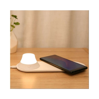 Yeelight Wireless Quick Fast Caricatore USB Design porta di ricarica con design magnetico separato 7 LED Double Color Temperatura che cambia luce