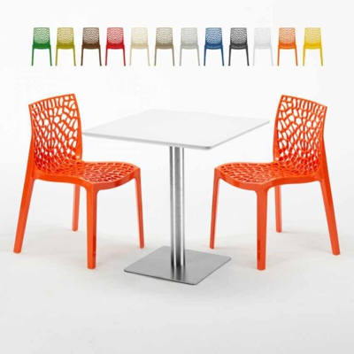 Grand Soleil - Tavolino Quadrato Bianco 70x70 cm con Base in Acciaio e 2 Sedie Colorate Ice Strawberry | Arancione
