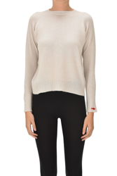 Rounded neckline cashmere pullover características
