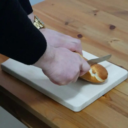 Maury's - TAGLIERE LEGNO CON MANICO 40 X 20 X 2 CM características