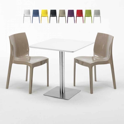Tavolino Quadrato Bianco 70x70 cm con Base in Acciaio e 2 Sedie Colorate Ice Strawberry | Beige