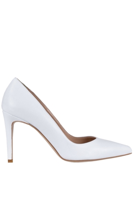 Leather pumps