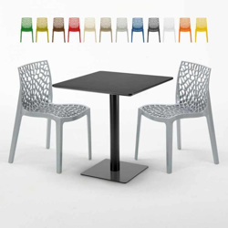 Tavolino Quadrato Nero 70x70 cm con 2 Sedie Colorate Gruvyer Kiwi | Grigio características