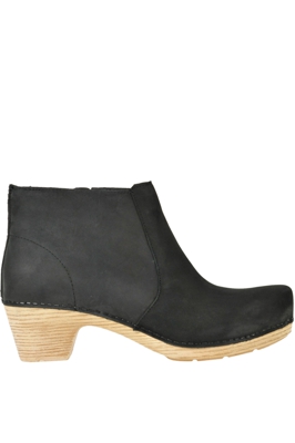 Maria nubuck ankle boots